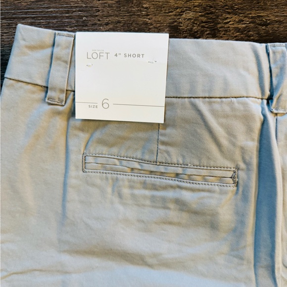 Ann Taylor Light Gray Women's Bermudas - Picture 5 of 5